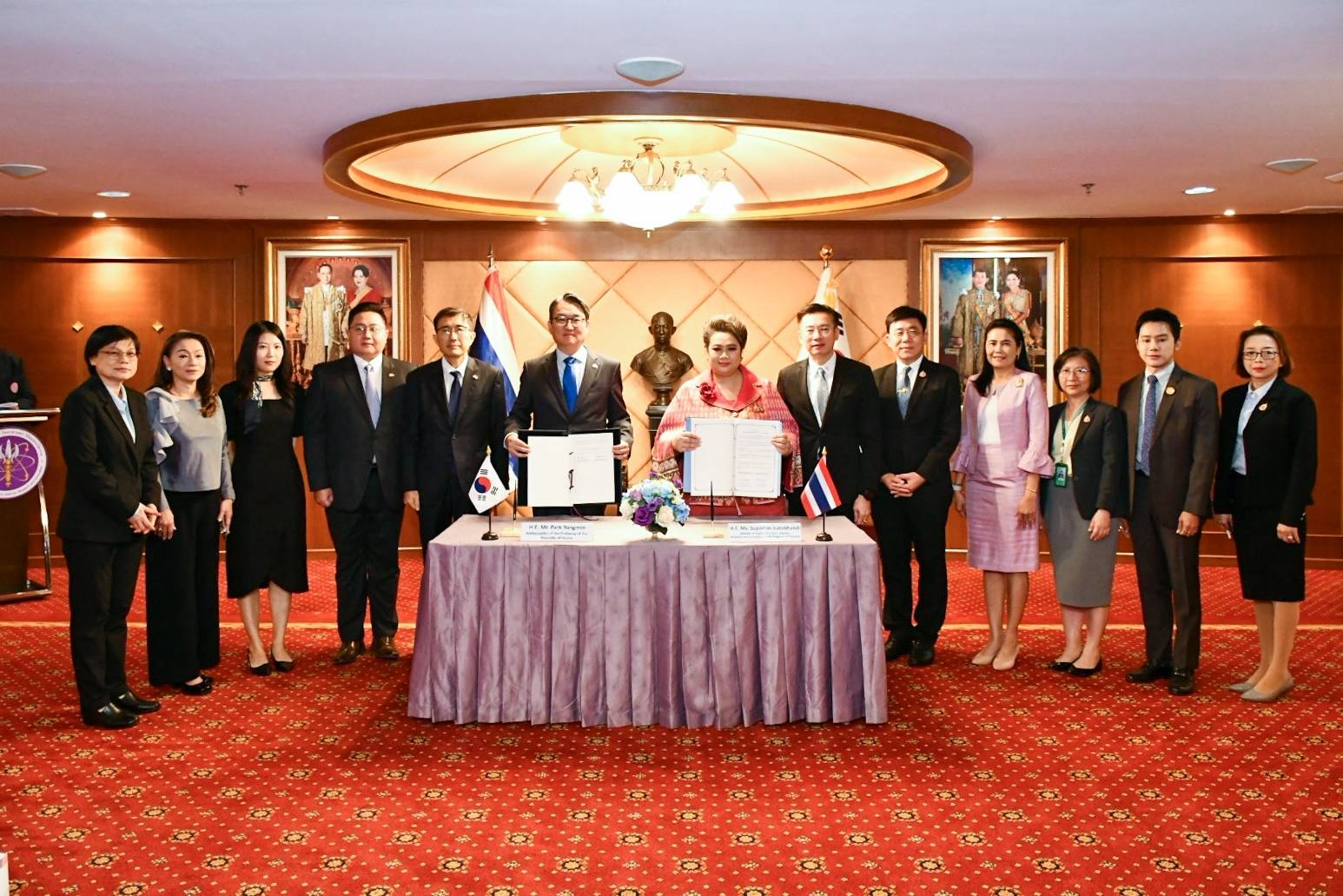 TINT visits covid hospital center