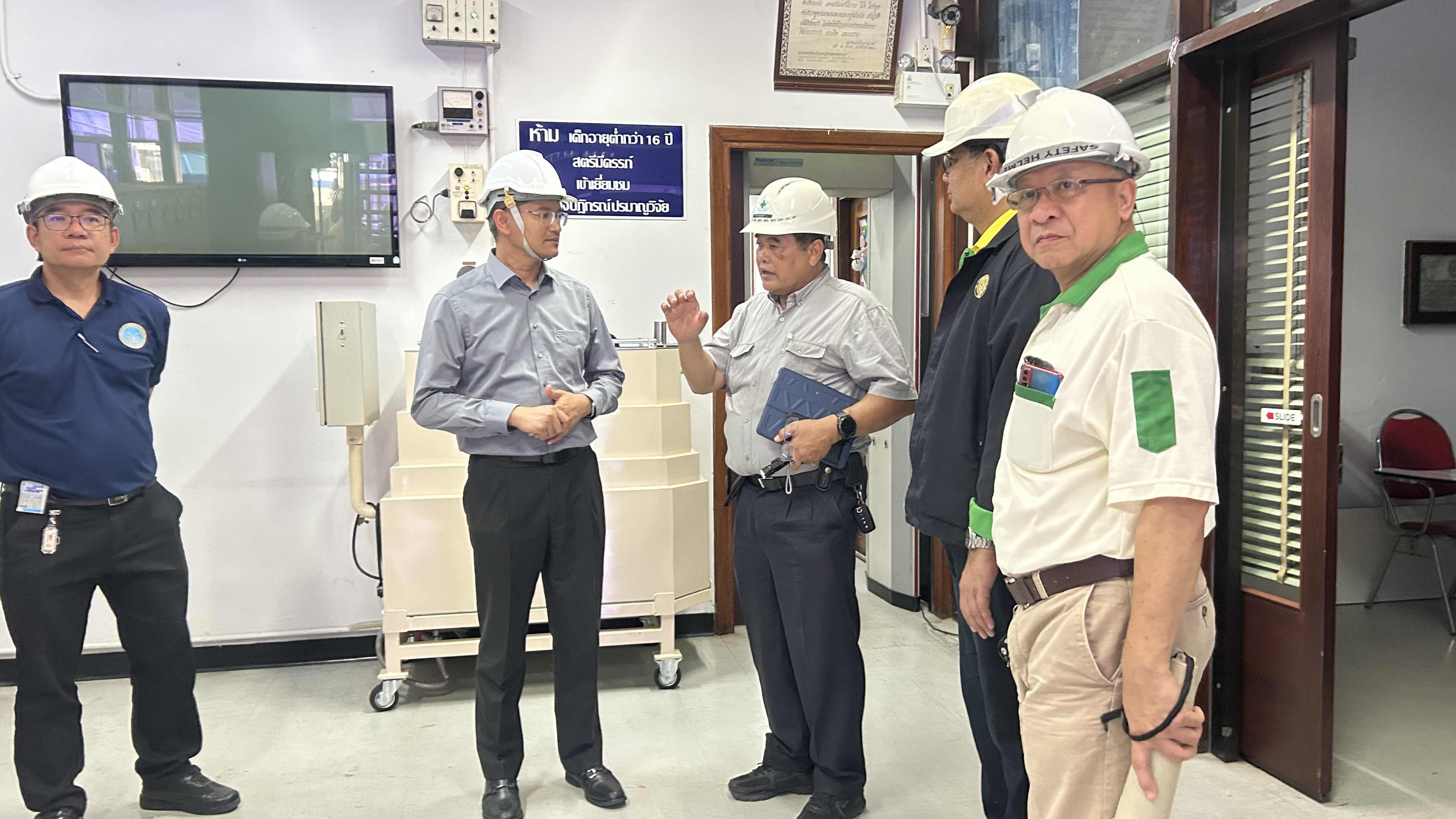 TINT visits covid hospital center