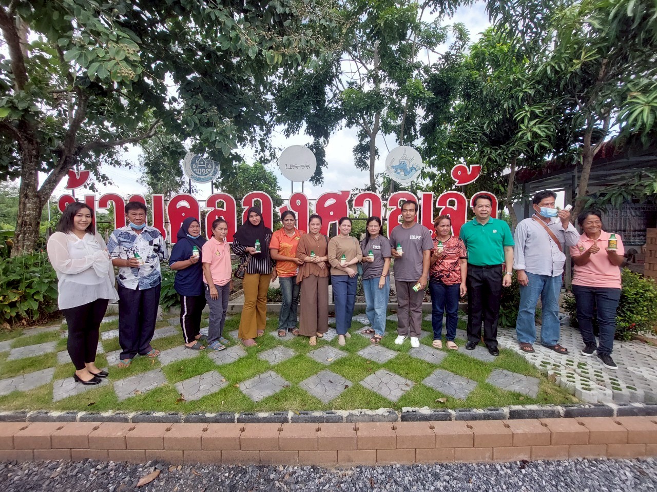 TINT visits covid hospital center