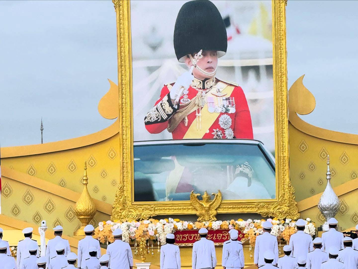 TINT visits covid hospital center