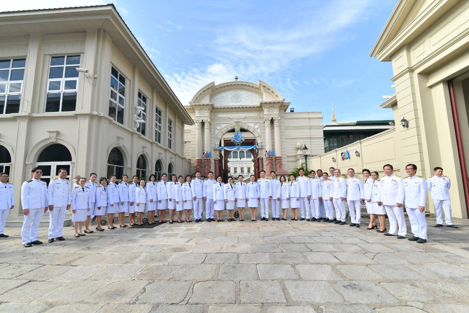 TINT visits covid hospital center