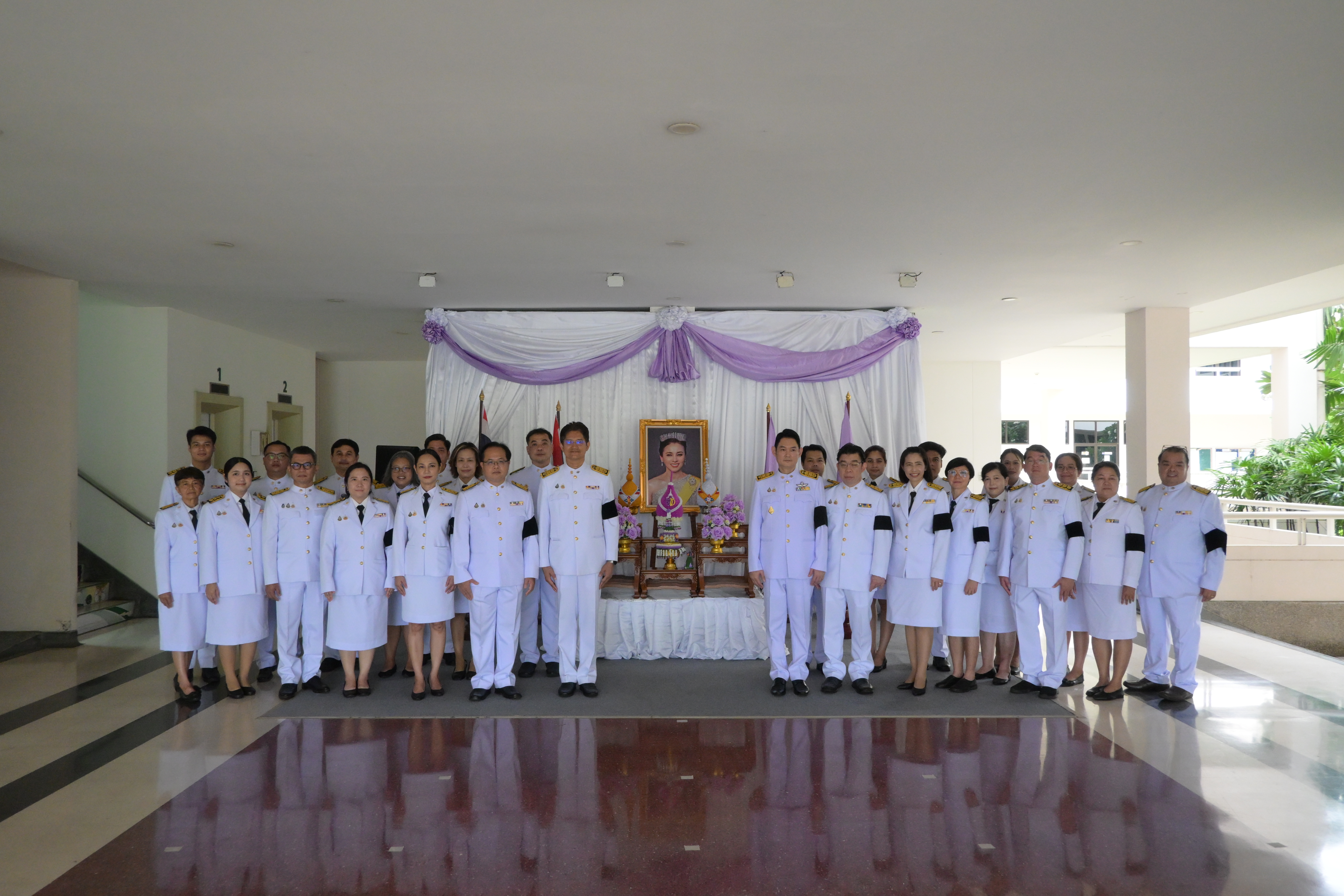 TINT visits covid hospital center