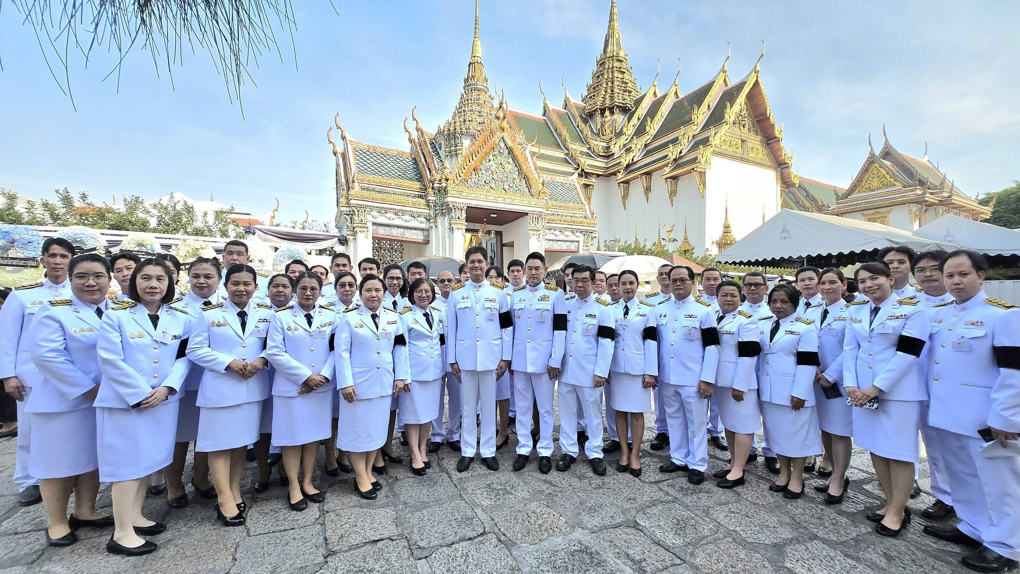 TINT visits covid hospital center